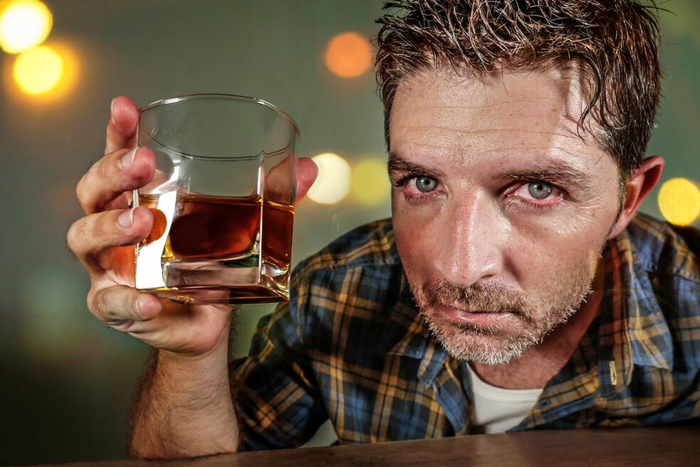 A man alcoholic looks painful